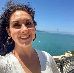 Meet your Posher, Carolina